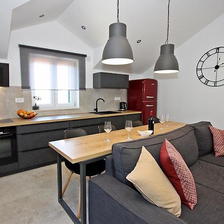 Apartman Gajka Supetar Bagian luar foto