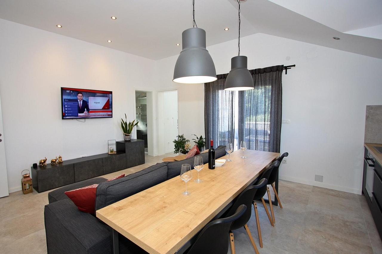 Apartman Gajka Supetar Bagian luar foto