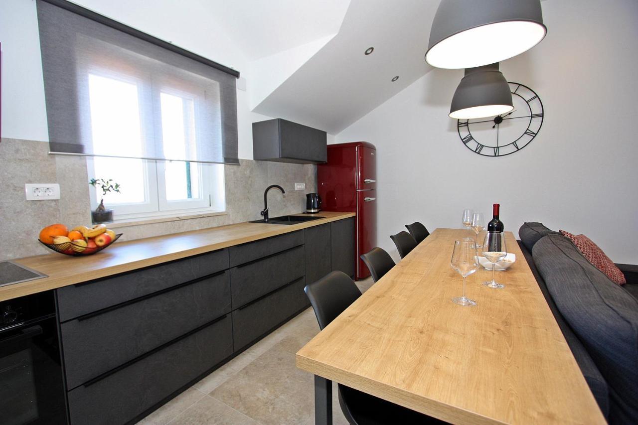 Apartman Gajka Supetar Bagian luar foto