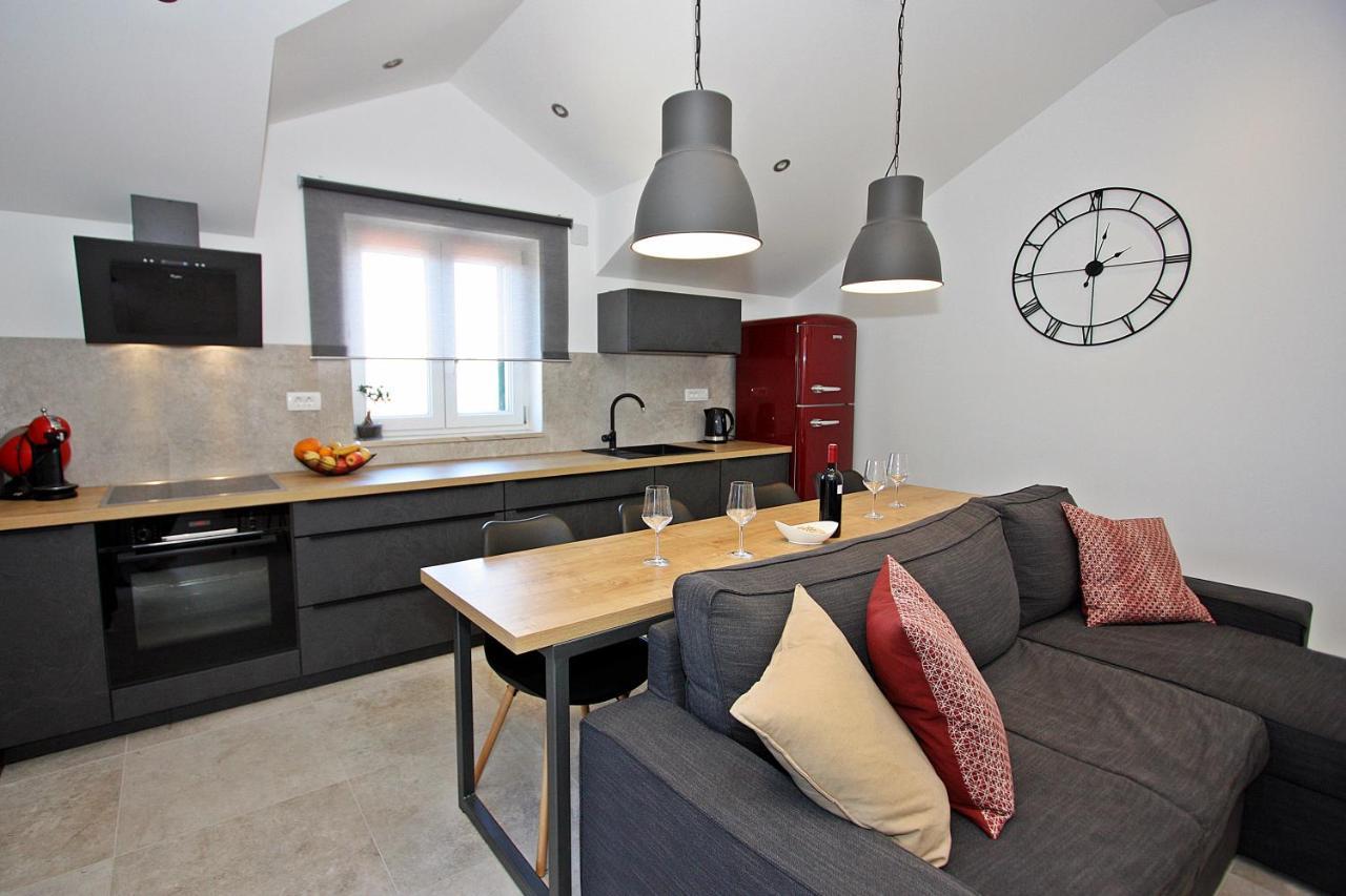Apartman Gajka Supetar Bagian luar foto